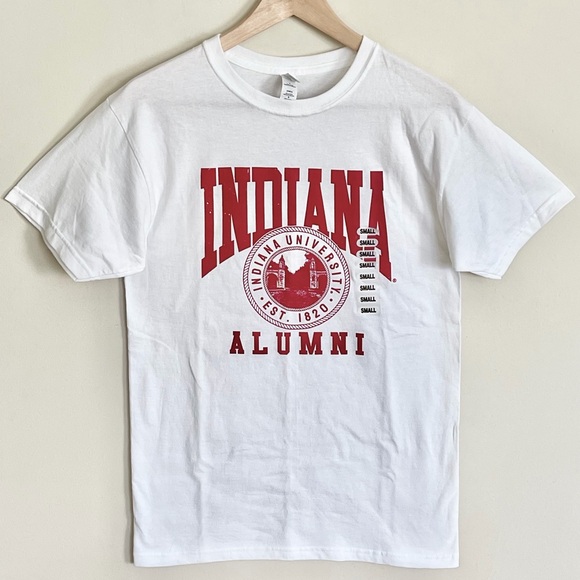 NEW IU Indiana University Alumni Graphic White T Shirt Adult size Small - Picture 3 of 8